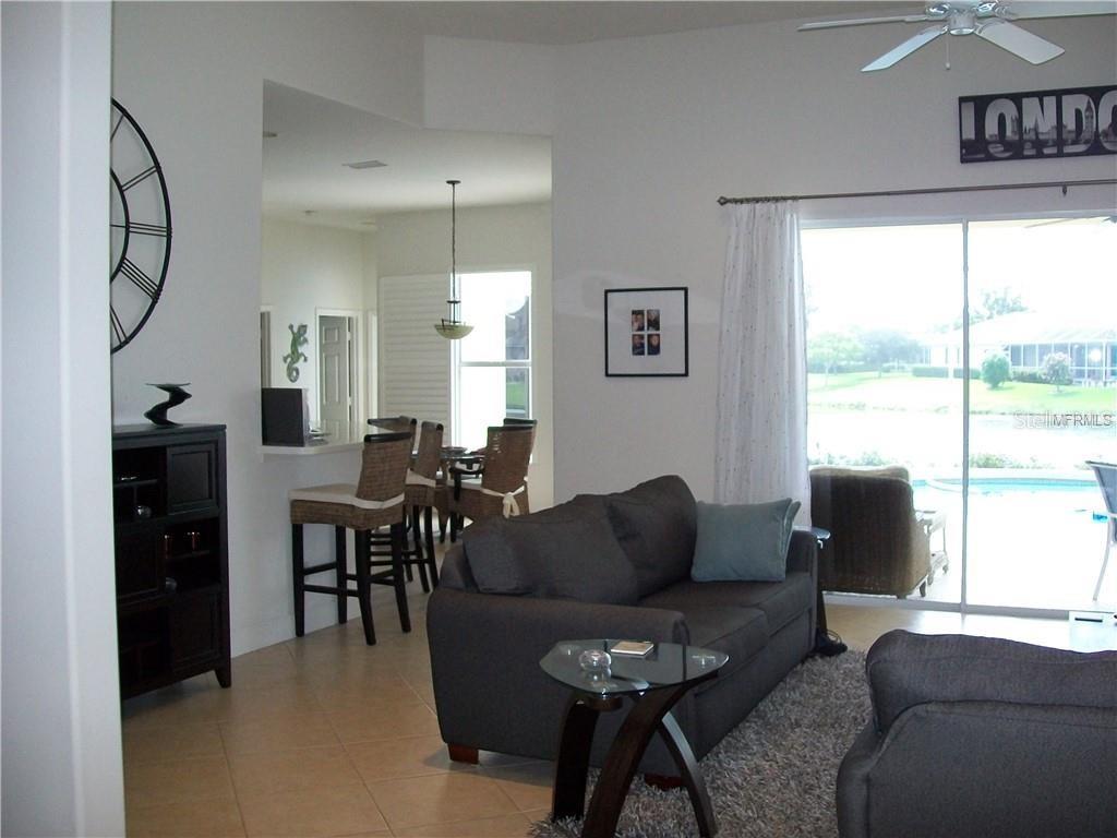 Image 12 of 54 For 2933 Seasons Boulevard