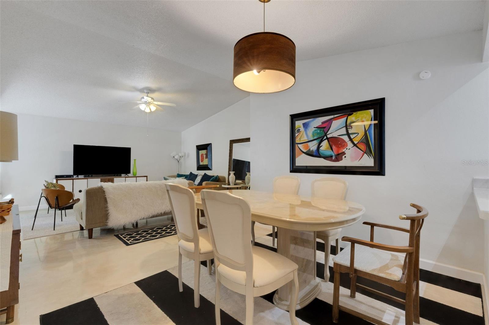 Image 11 of 34 For 4620 Guava Court