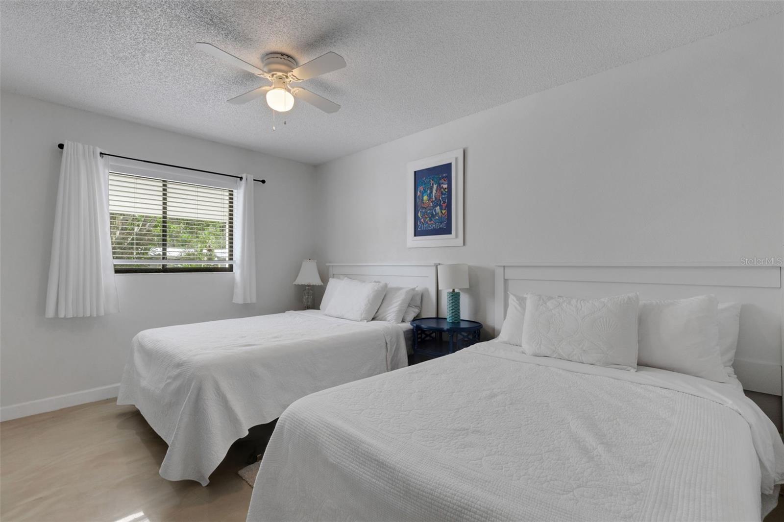 Image 18 of 34 For 4620 Guava Court