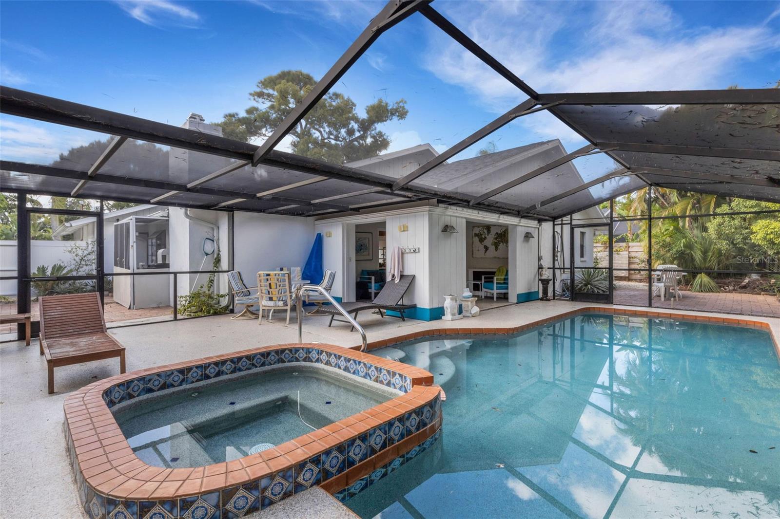Image 25 of 34 For 4620 Guava Court
