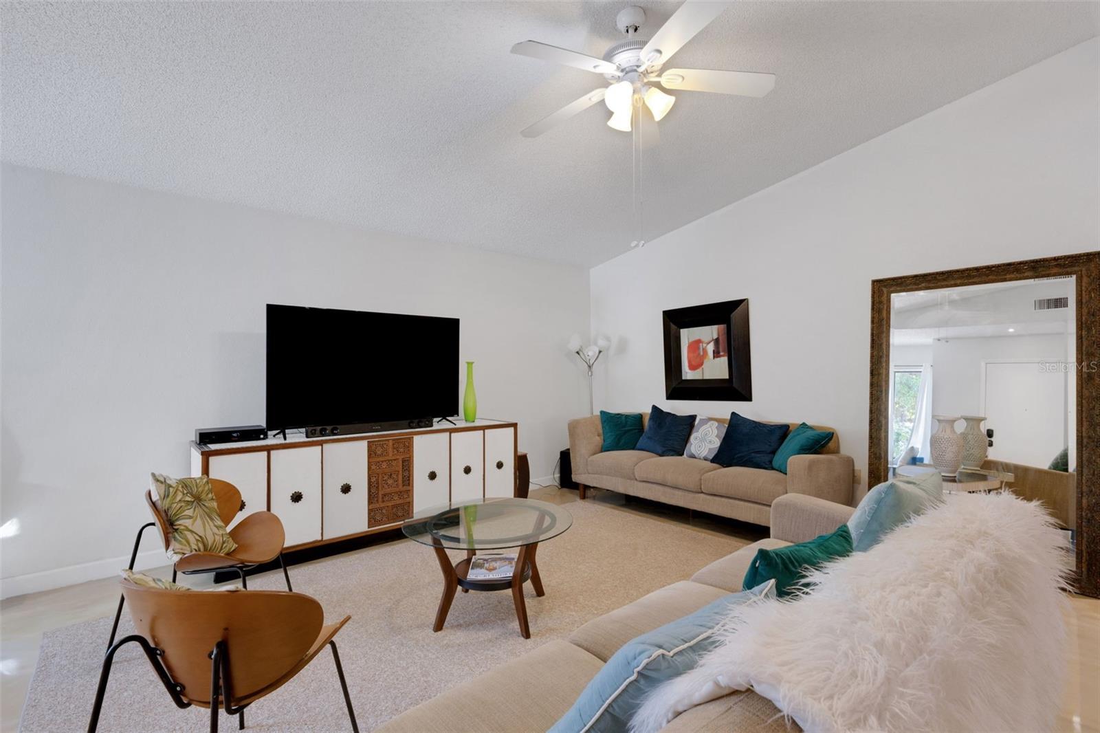 Image 6 of 34 For 4620 Guava Court