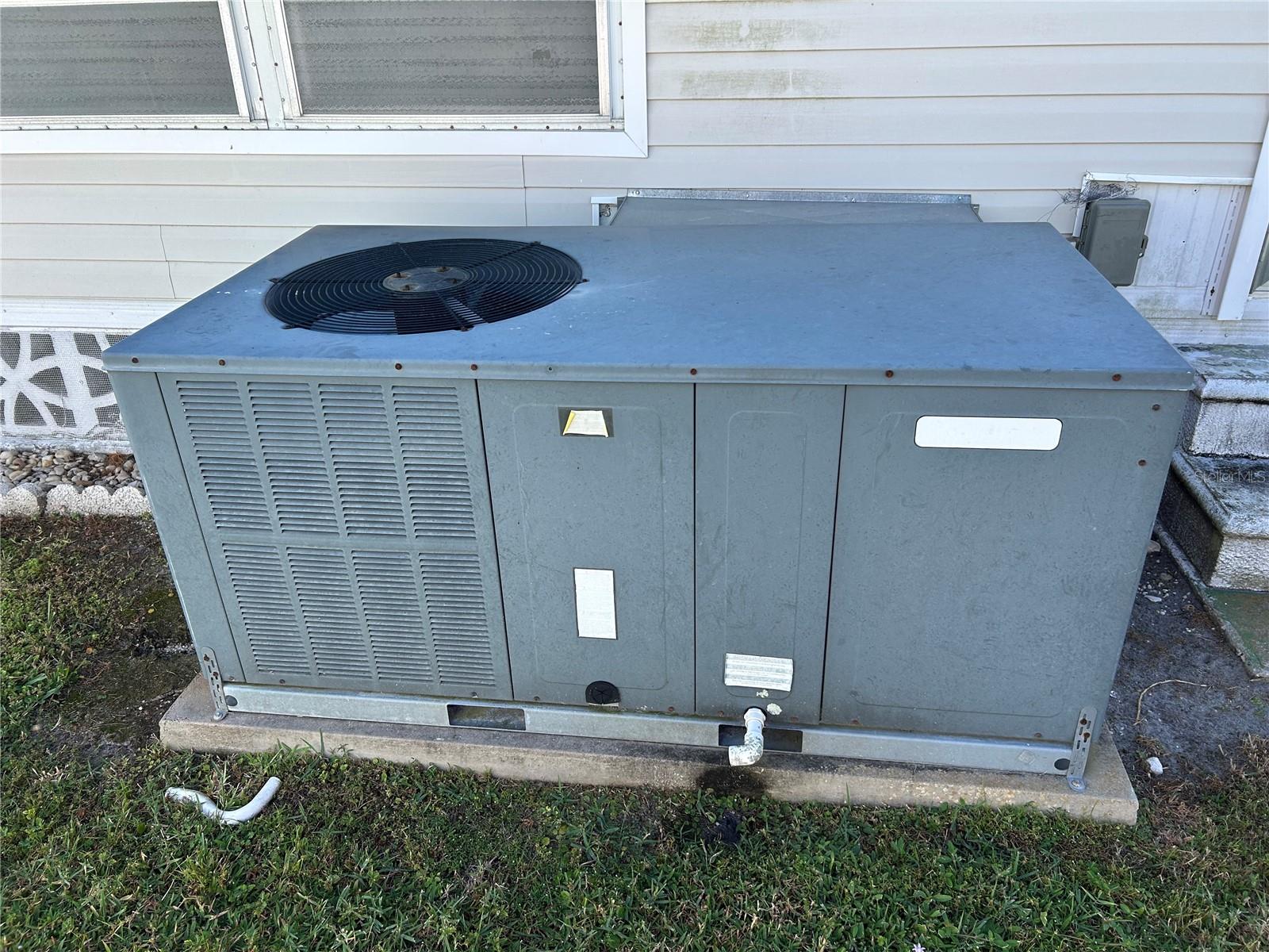 Image 24 of 40 For 1709 Olympia Fields Street