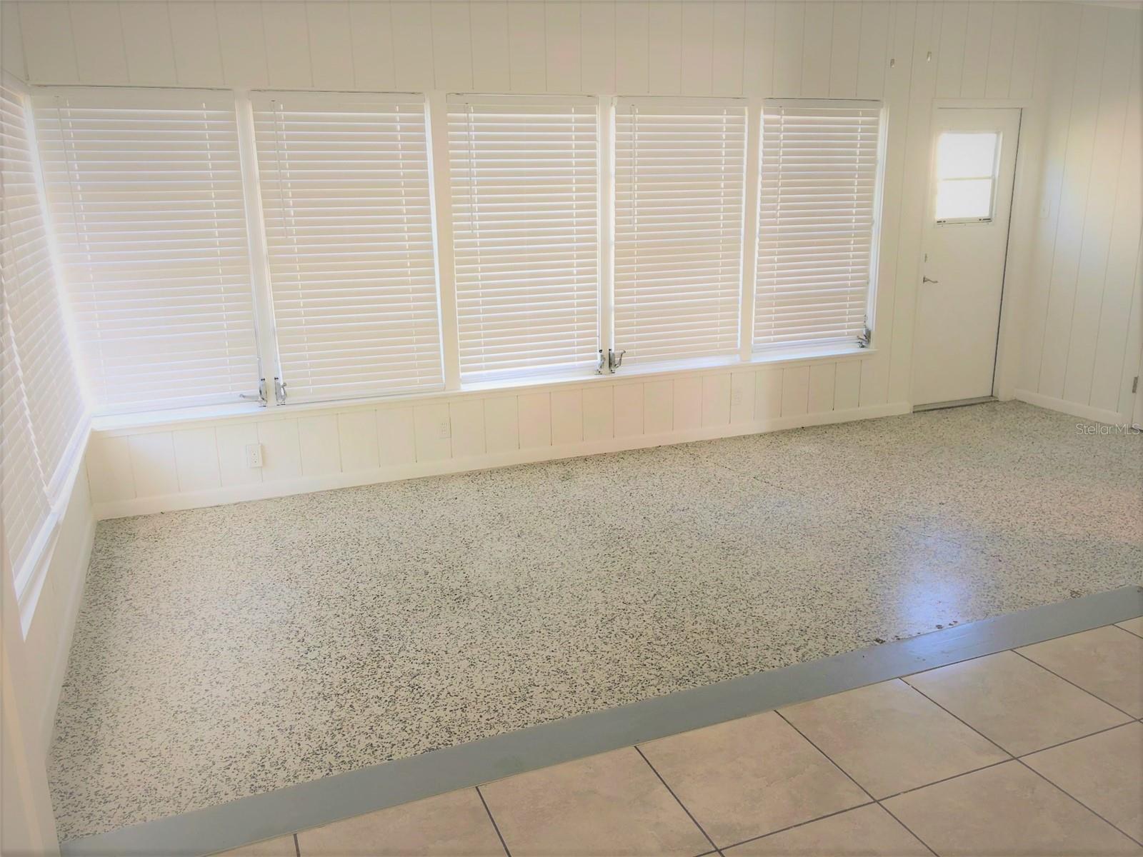 Image 11 of 37 For 2921 Greenbriar Street