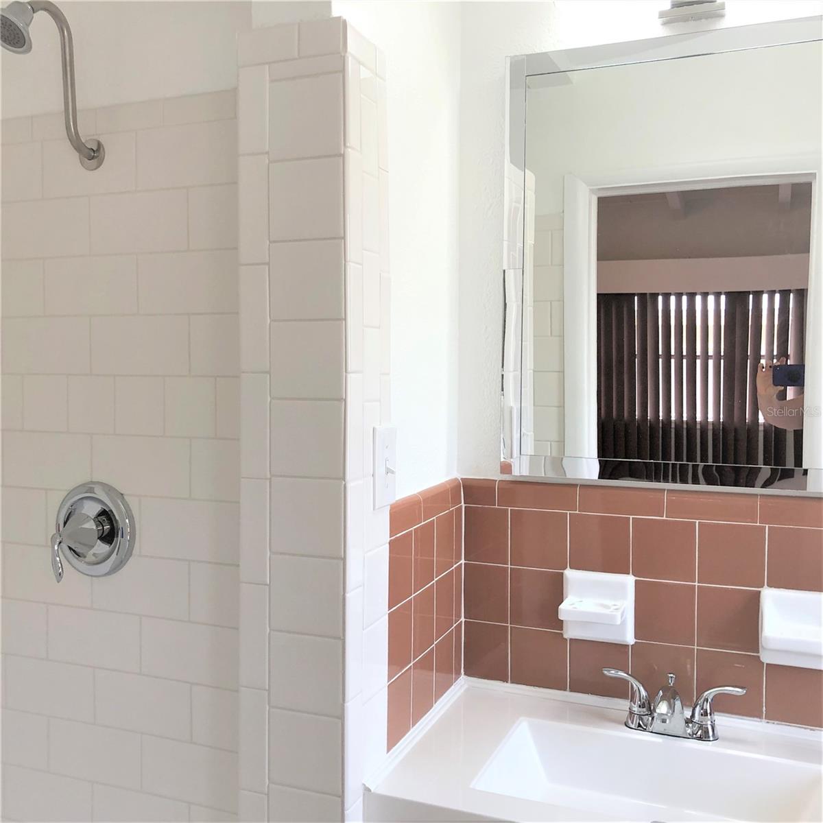 Image 17 of 37 For 2921 Greenbriar Street