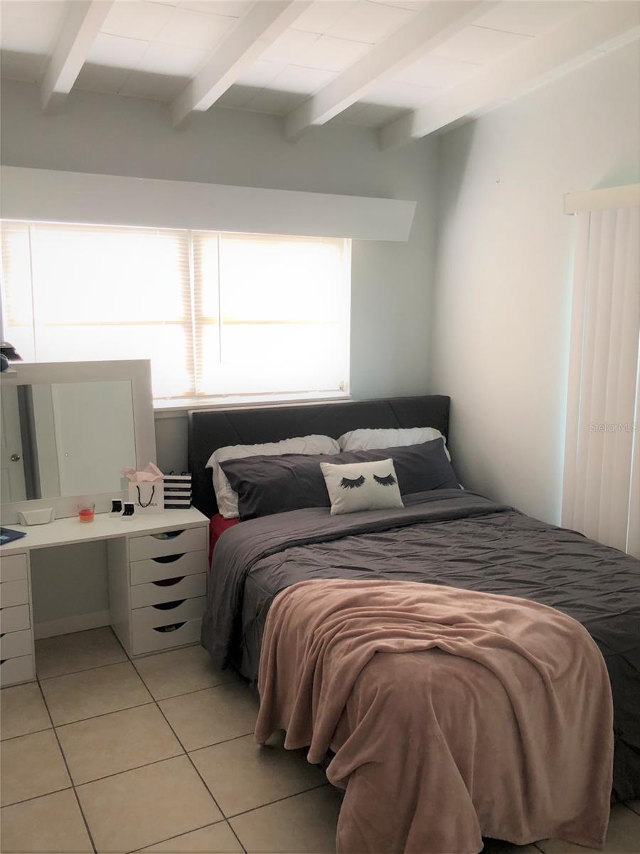 Image 2 of 37 For 2921 Greenbriar Street