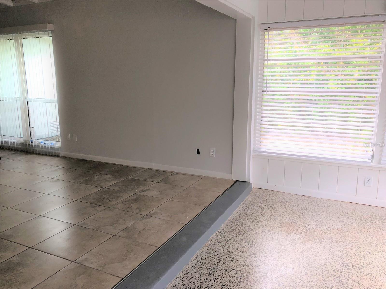 Image 35 of 37 For 2921 Greenbriar Street