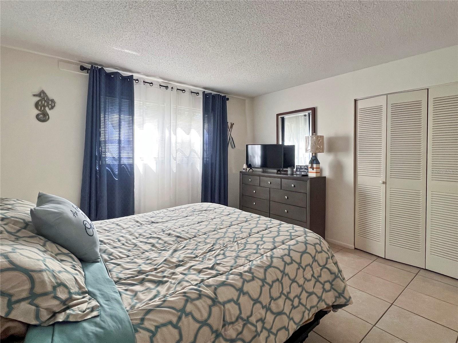 Image 18 of 34 For 4480 Ironwood Circle 217a