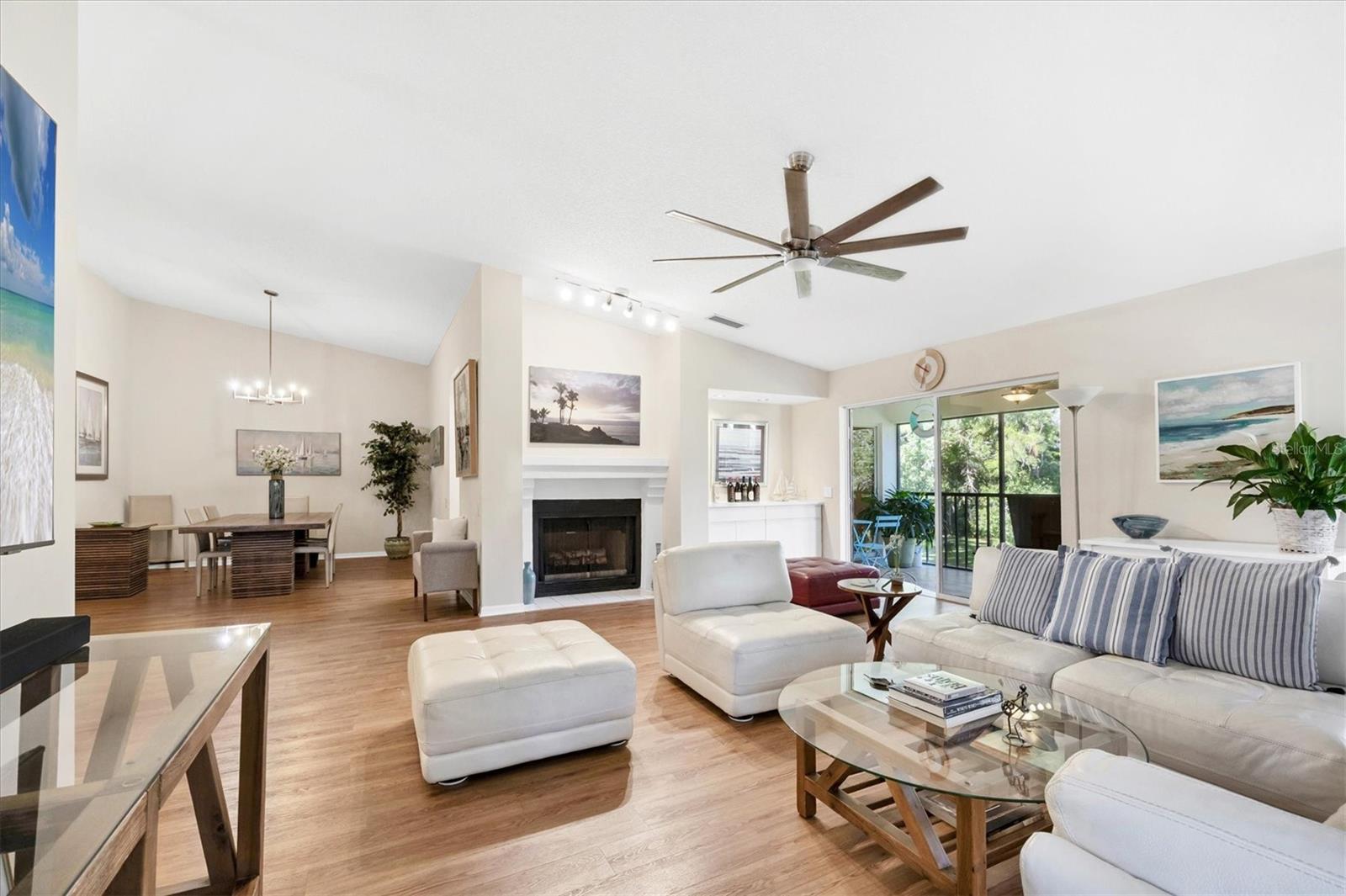 Image 12 of 98 For 7768 Fairway Woods Drive