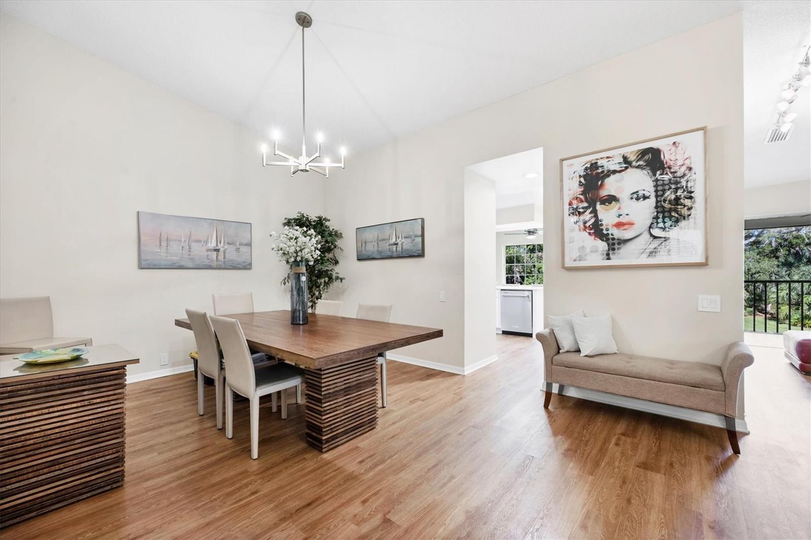 Image 15 of 98 For 7768 Fairway Woods Drive