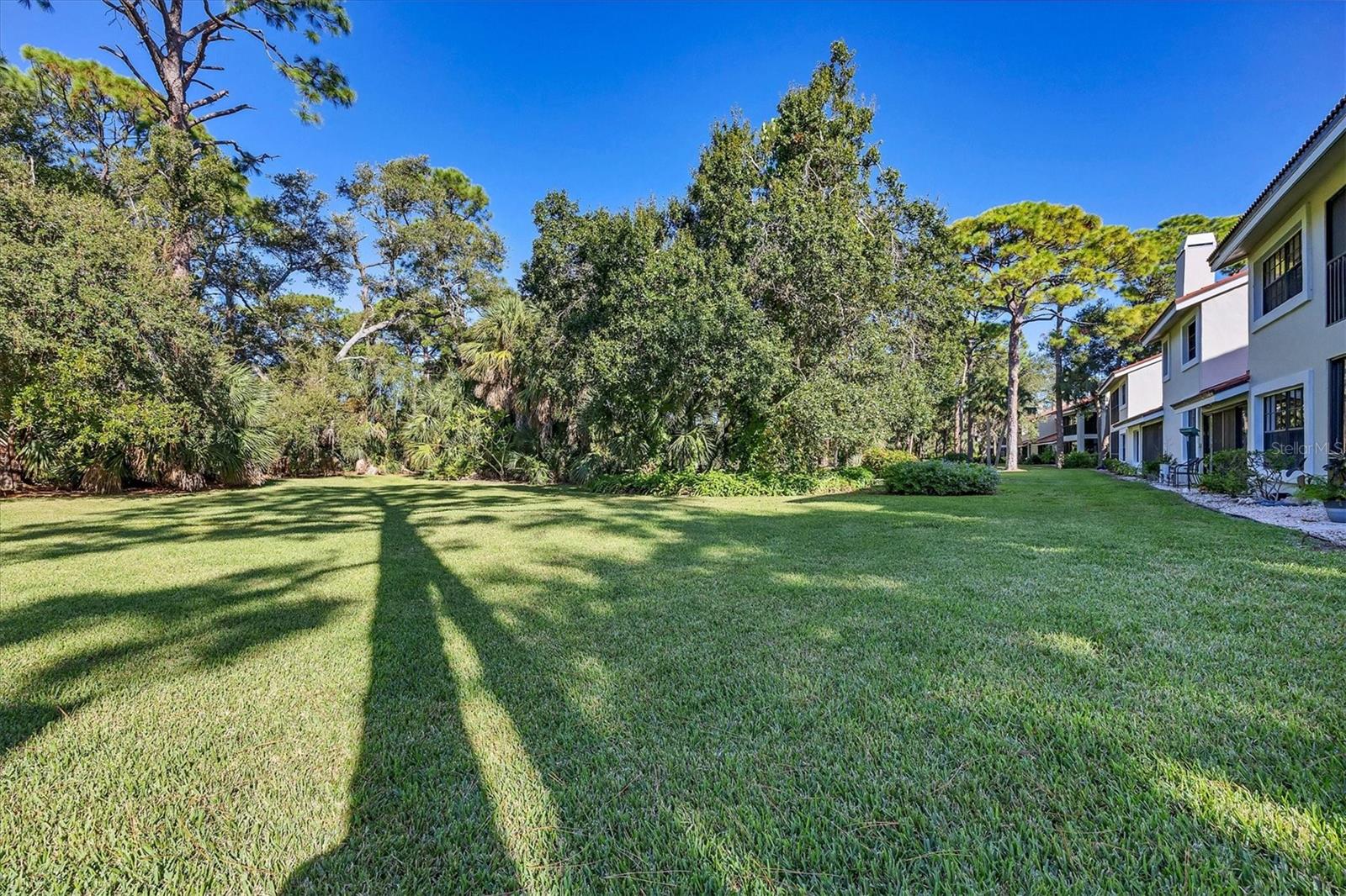 Image 39 of 98 For 7768 Fairway Woods Drive