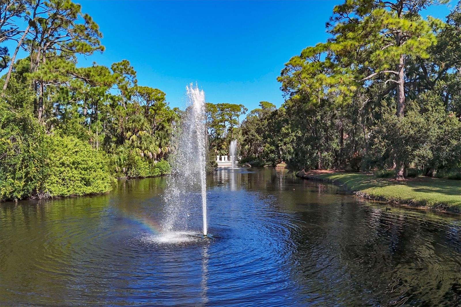 Image 41 of 98 For 7768 Fairway Woods Drive