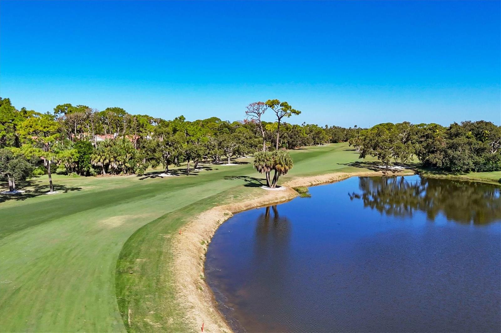 Image 54 of 98 For 7768 Fairway Woods Drive