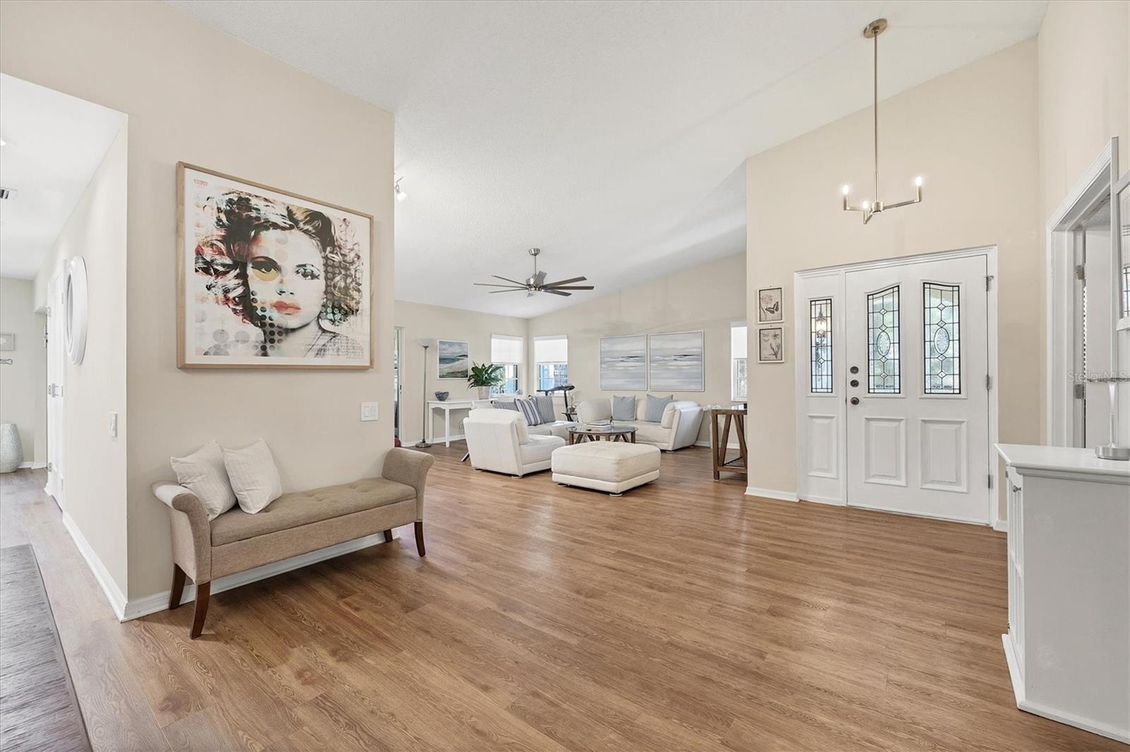 Image 6 of 98 For 7768 Fairway Woods Drive