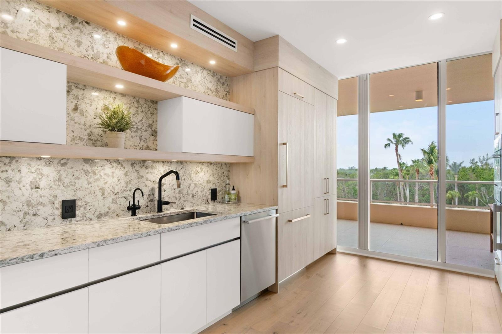 Image 26 of 70 For 3030 Grand Bay Boulevard 324