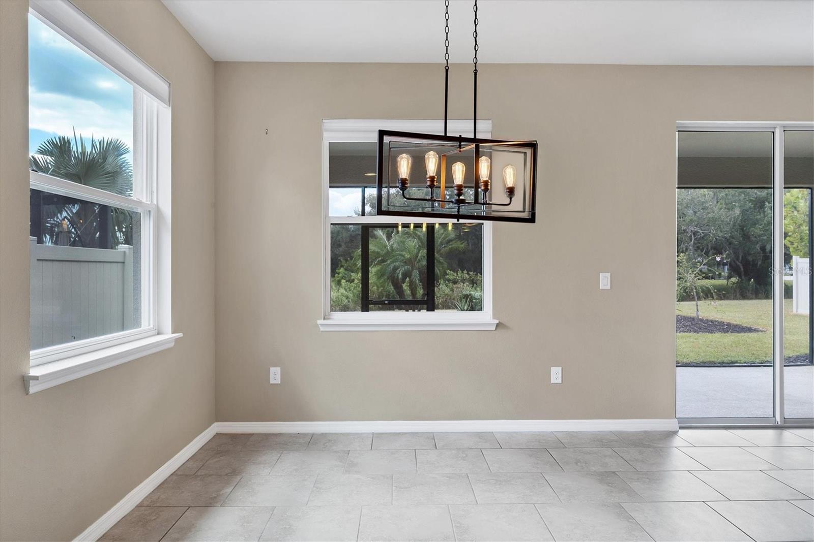 Image 15 of 54 For 7829 Birdie Bend Way