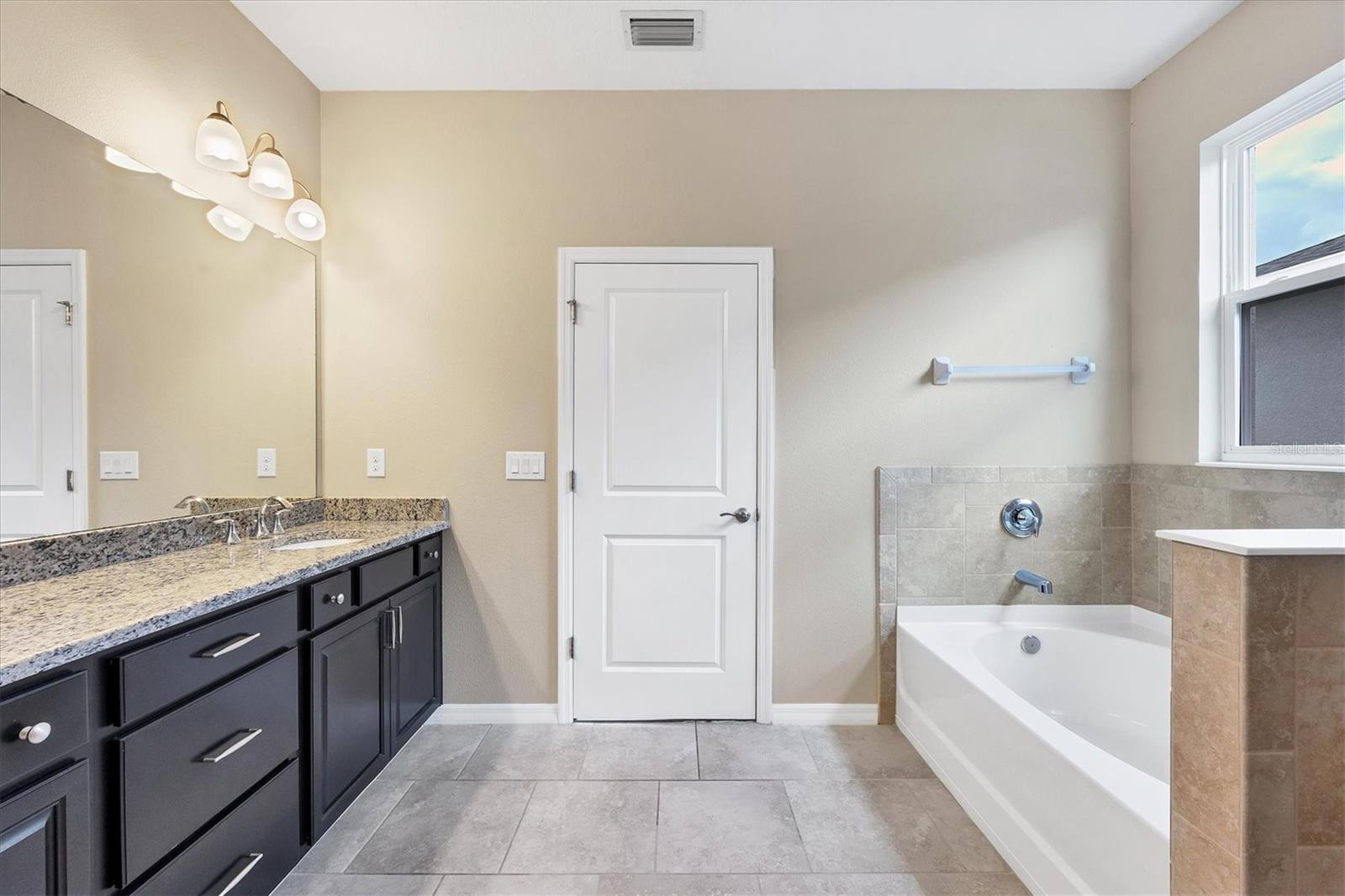 Image 24 of 54 For 7829 Birdie Bend Way