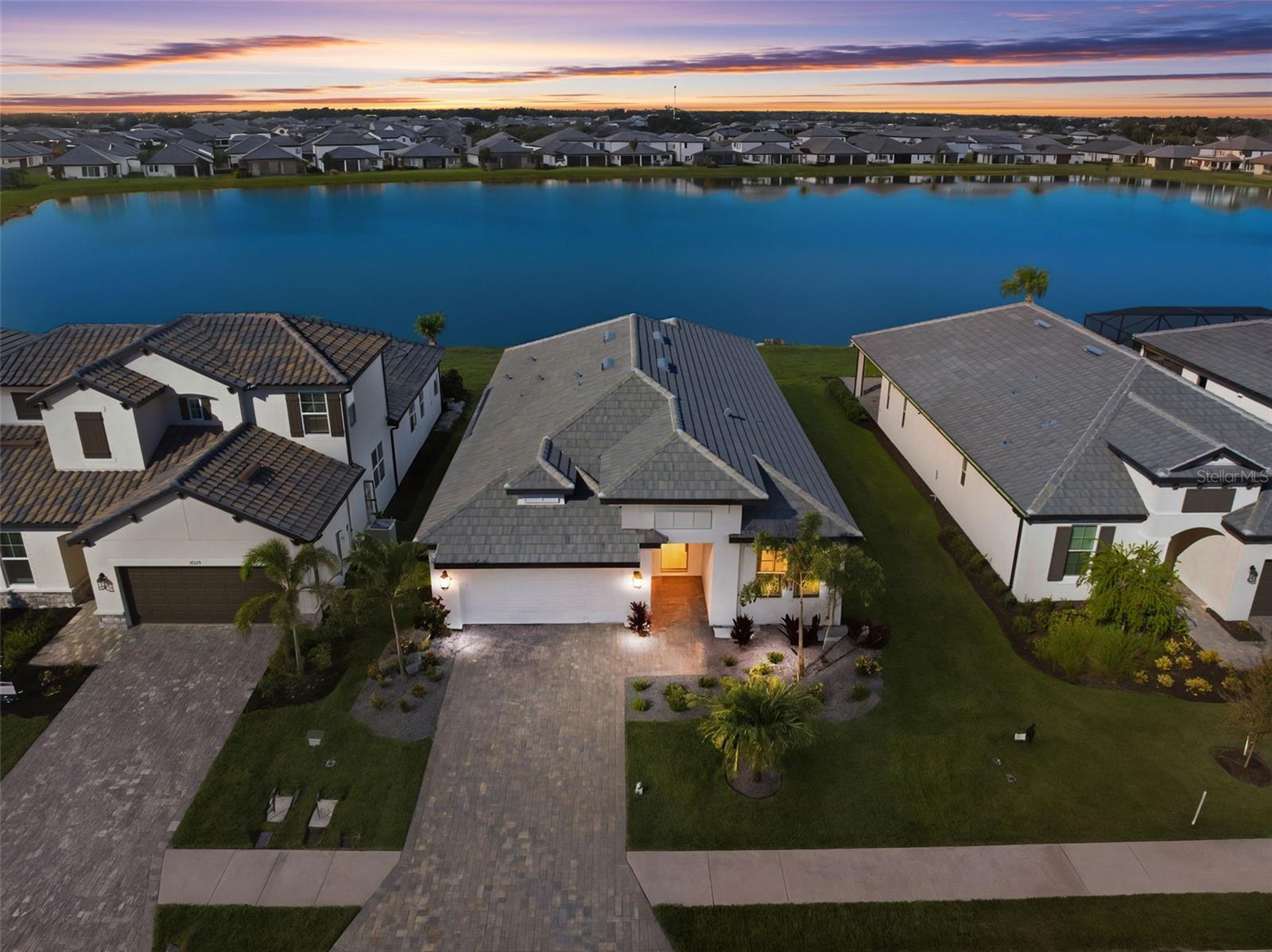 Image 11 of 61 For 17333 Savory Mist Circle