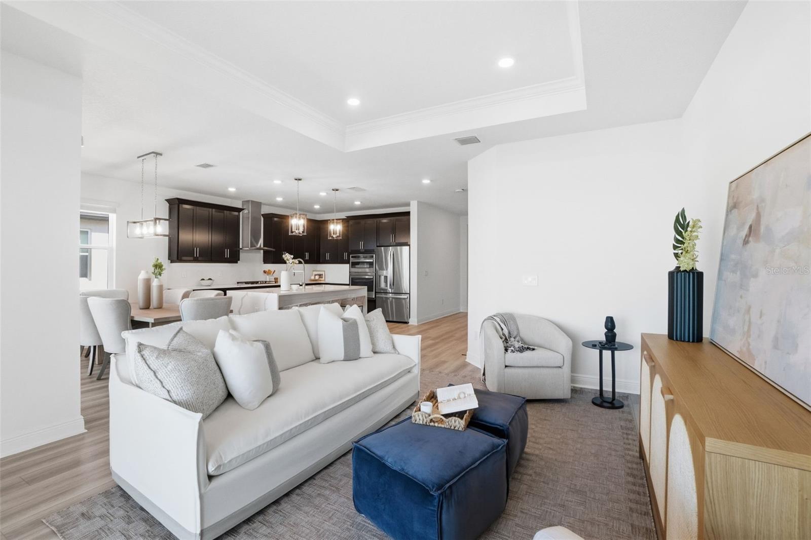 Image 31 of 61 For 17333 Savory Mist Circle