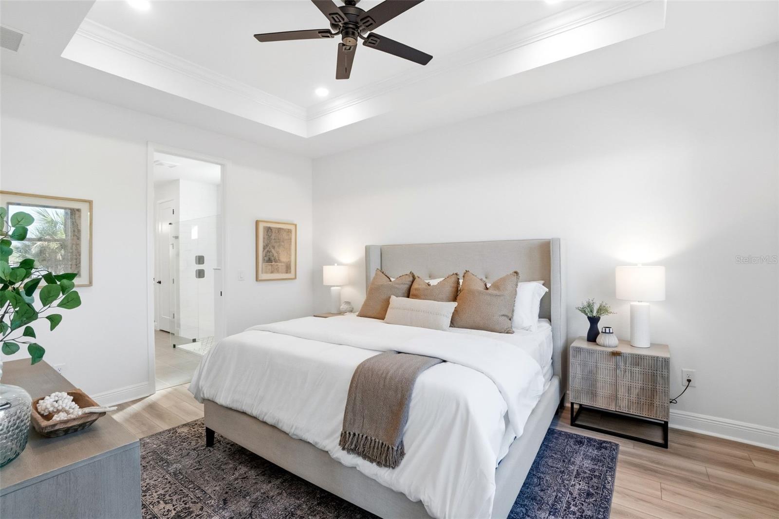 Image 32 of 61 For 17333 Savory Mist Circle