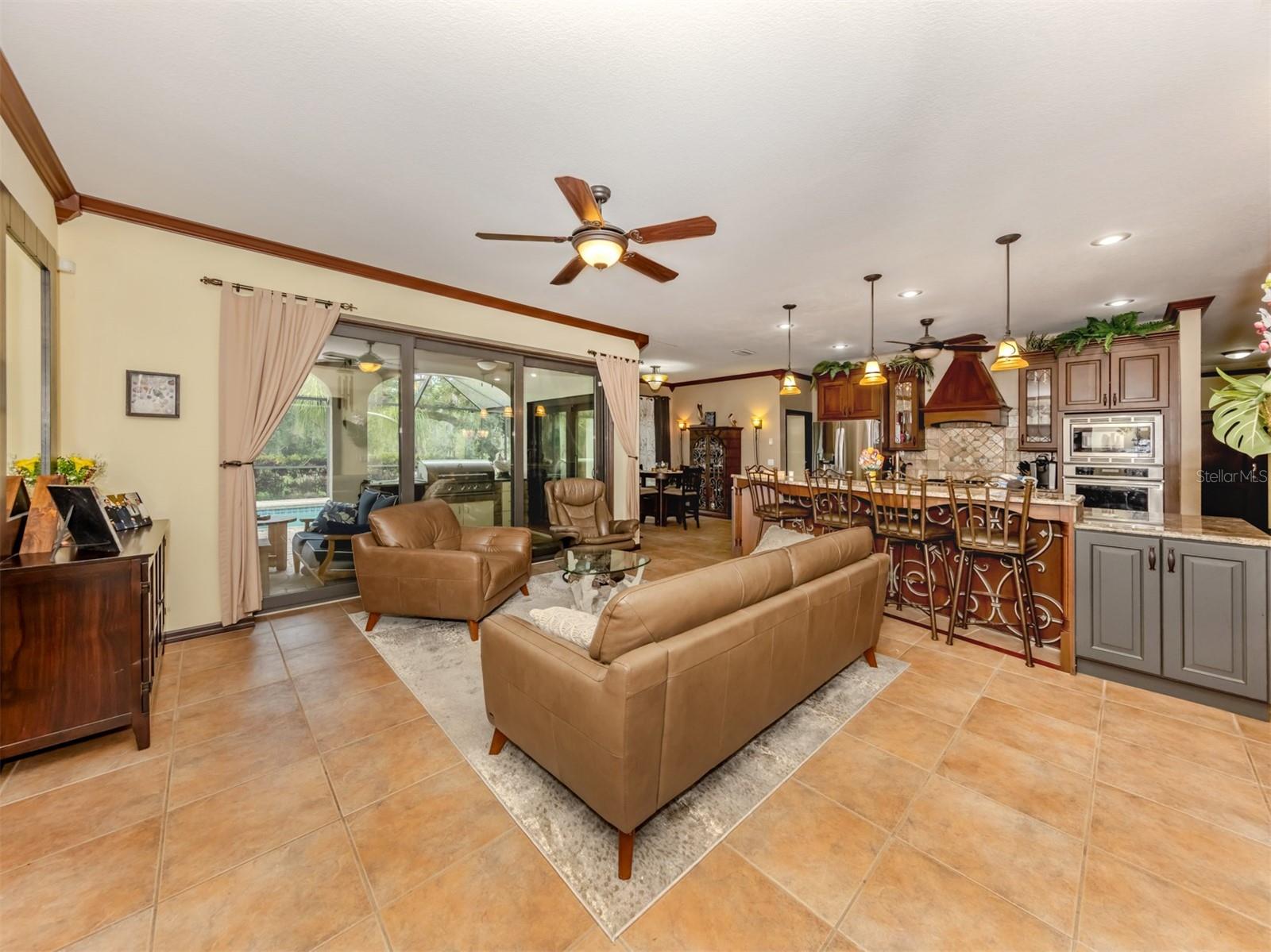 Image 19 of 76 For 1401 Pelican Lane
