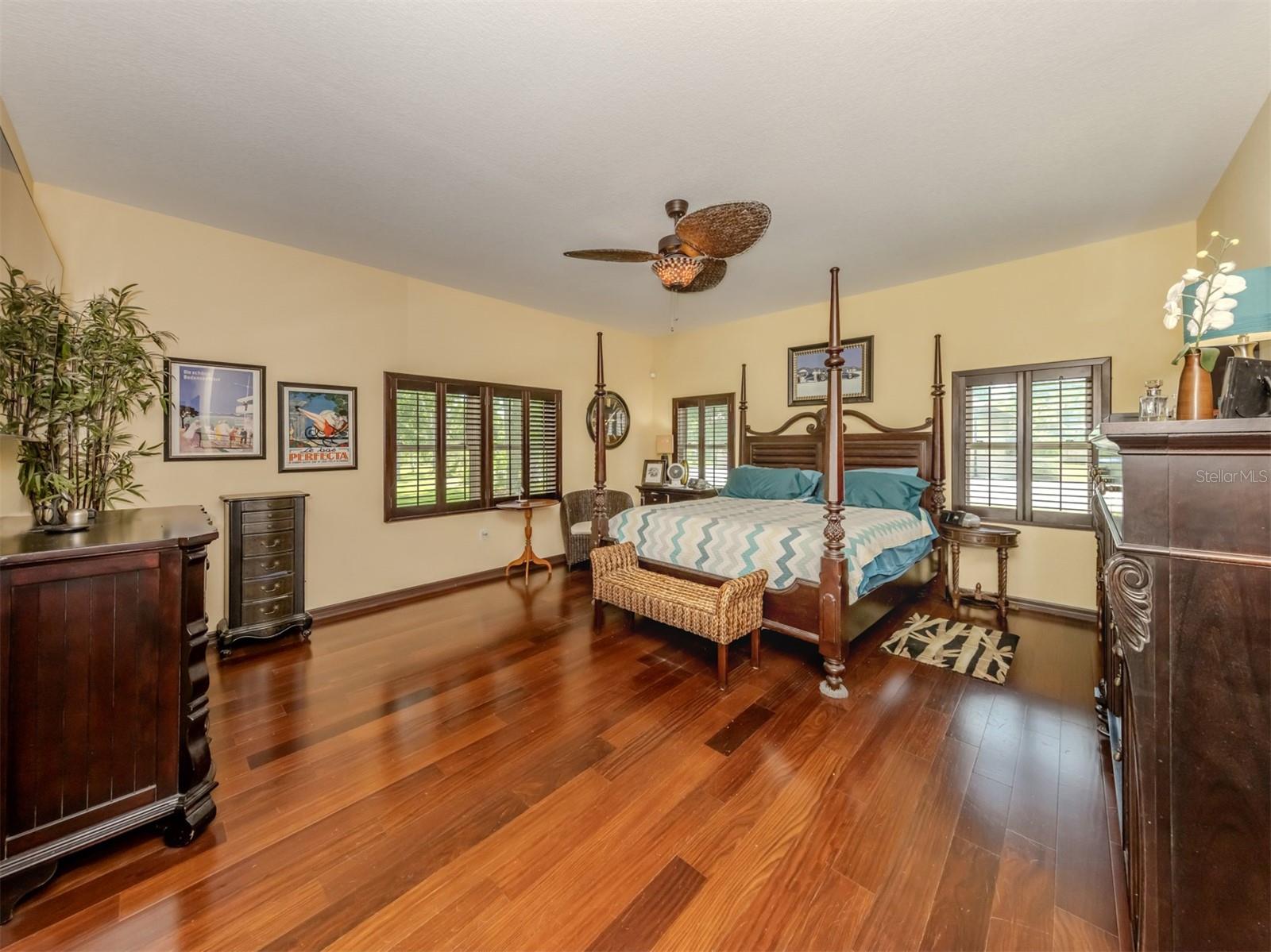 Image 38 of 76 For 1401 Pelican Lane