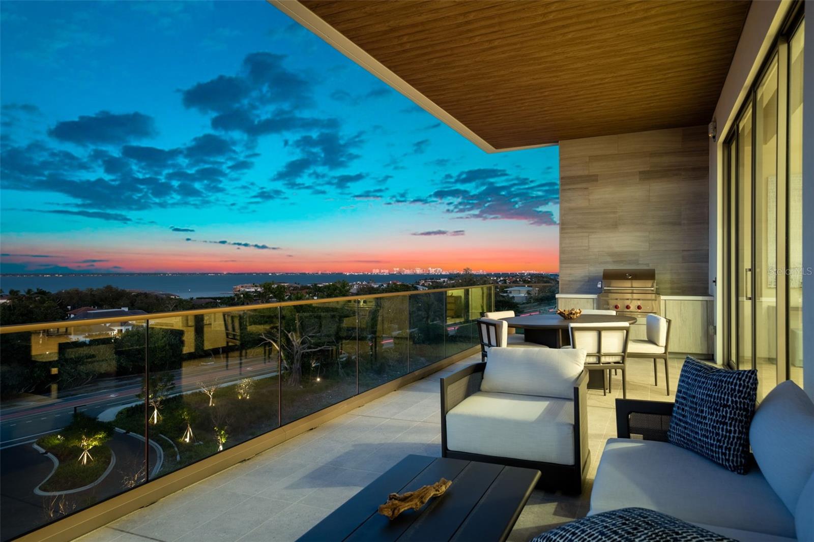 Image 30 of 48 For 1591 Gulf Of Mexico Drive 617