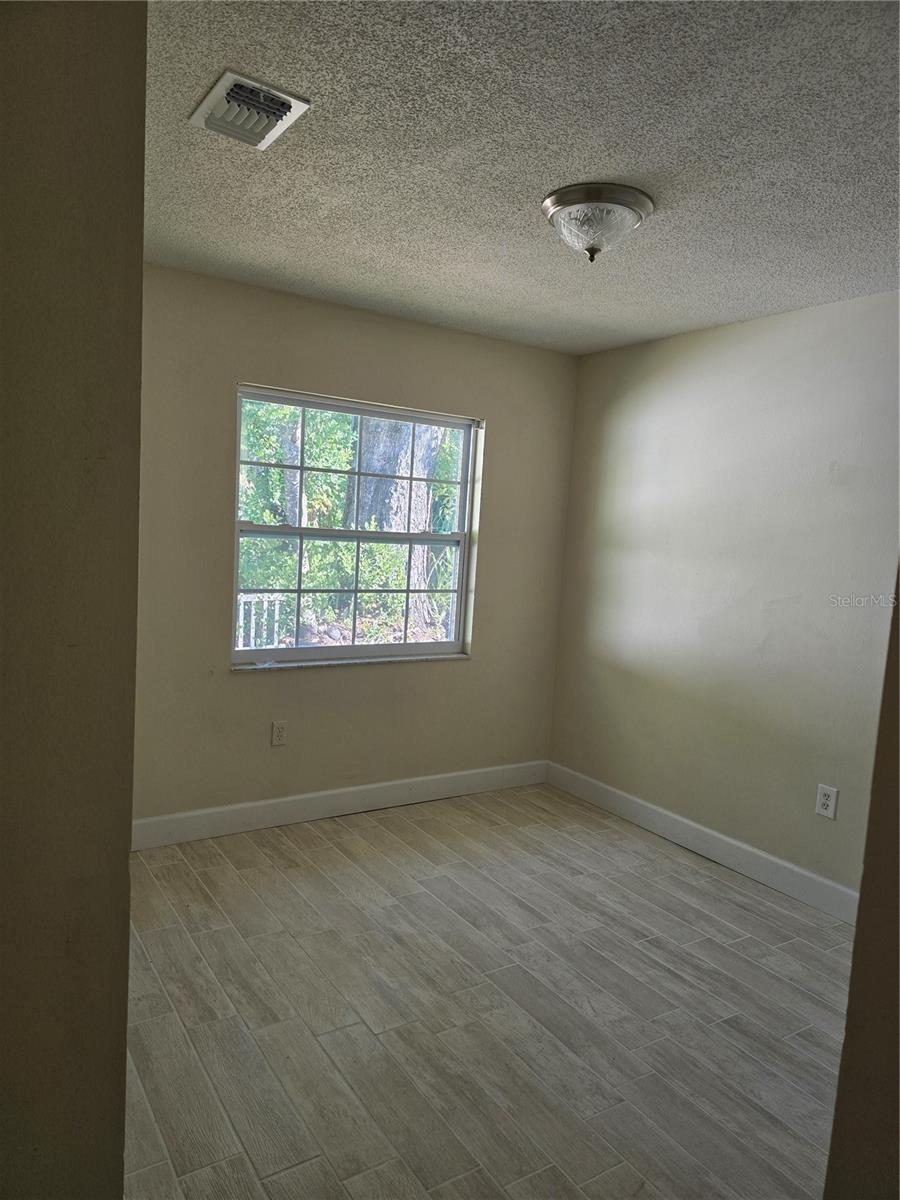 Image 10 of 14 For 1215 6th Street W