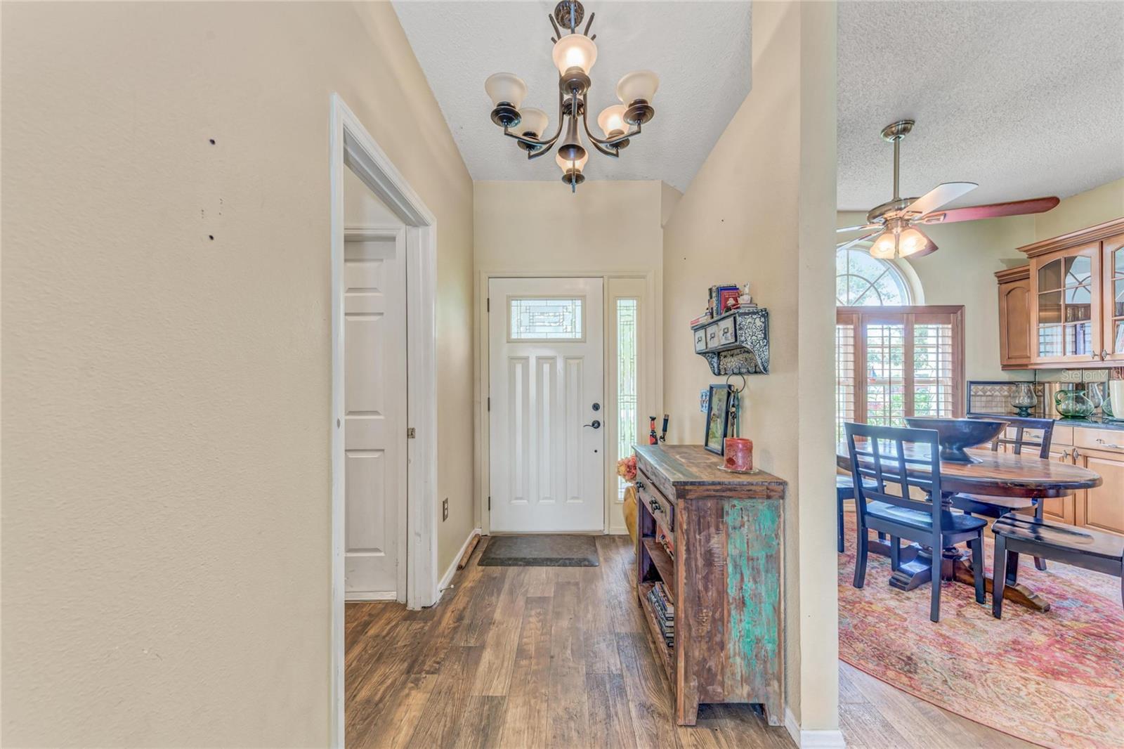 Image 8 of 42 For 920 Springwood Circle