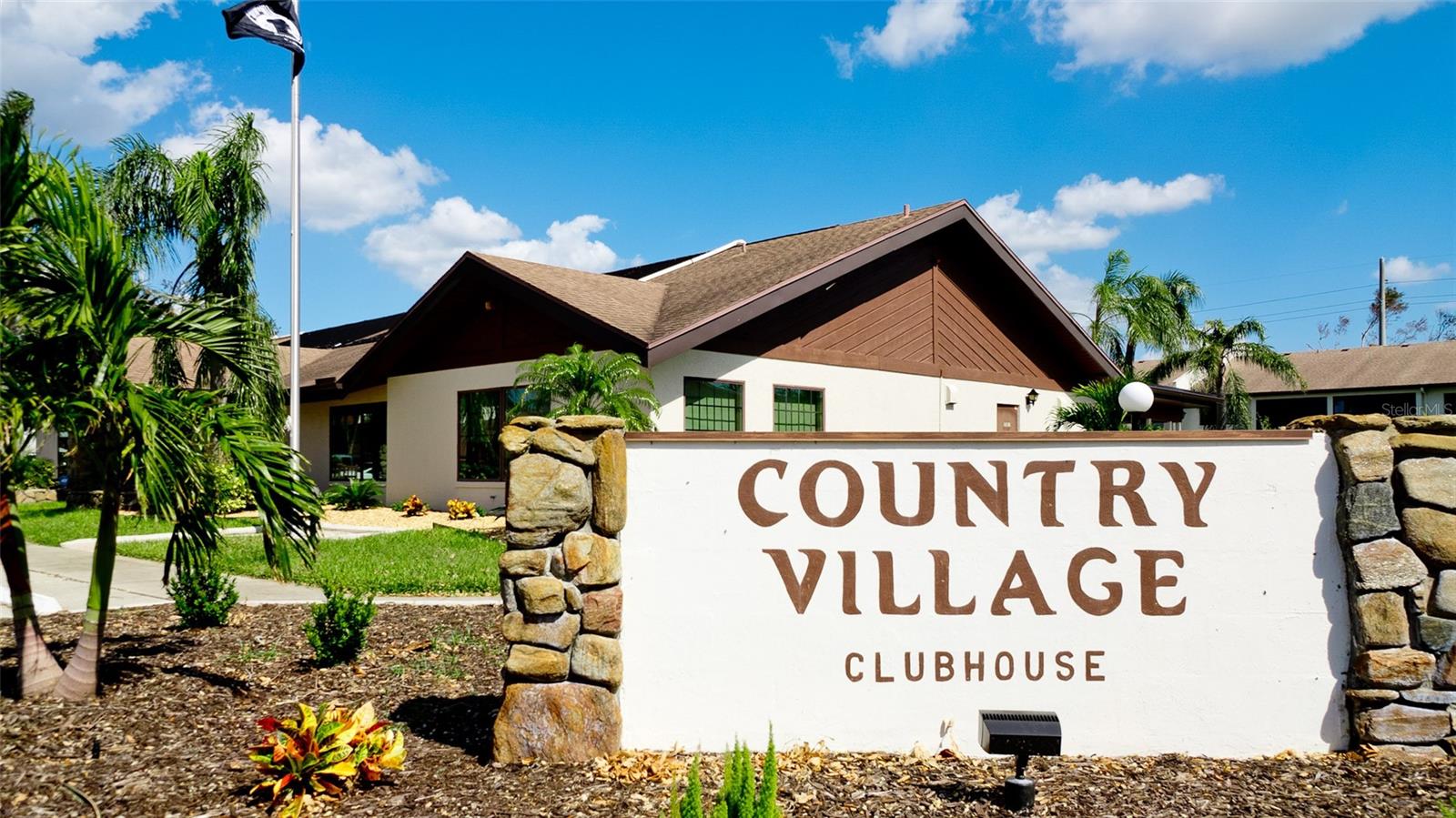 Image 27 of 49 For 2911 74th Street W 2276