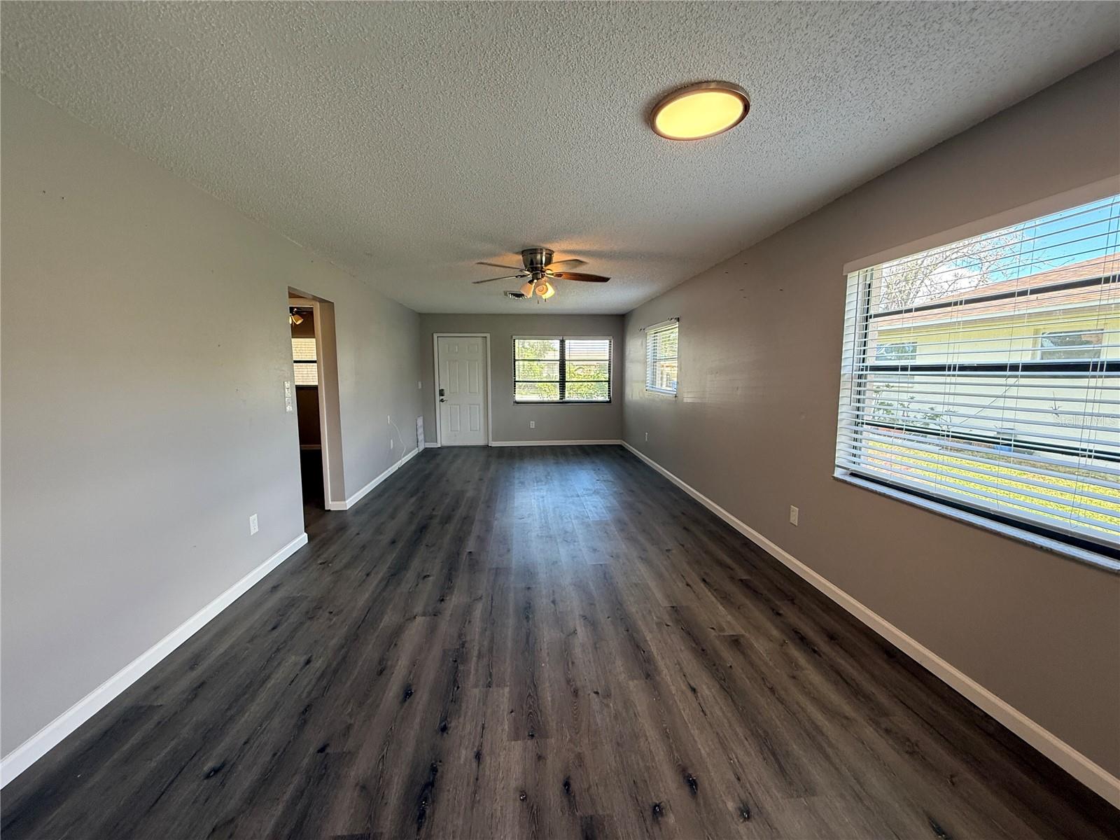 Image 4 of 16 For 322 Briarwood Road B