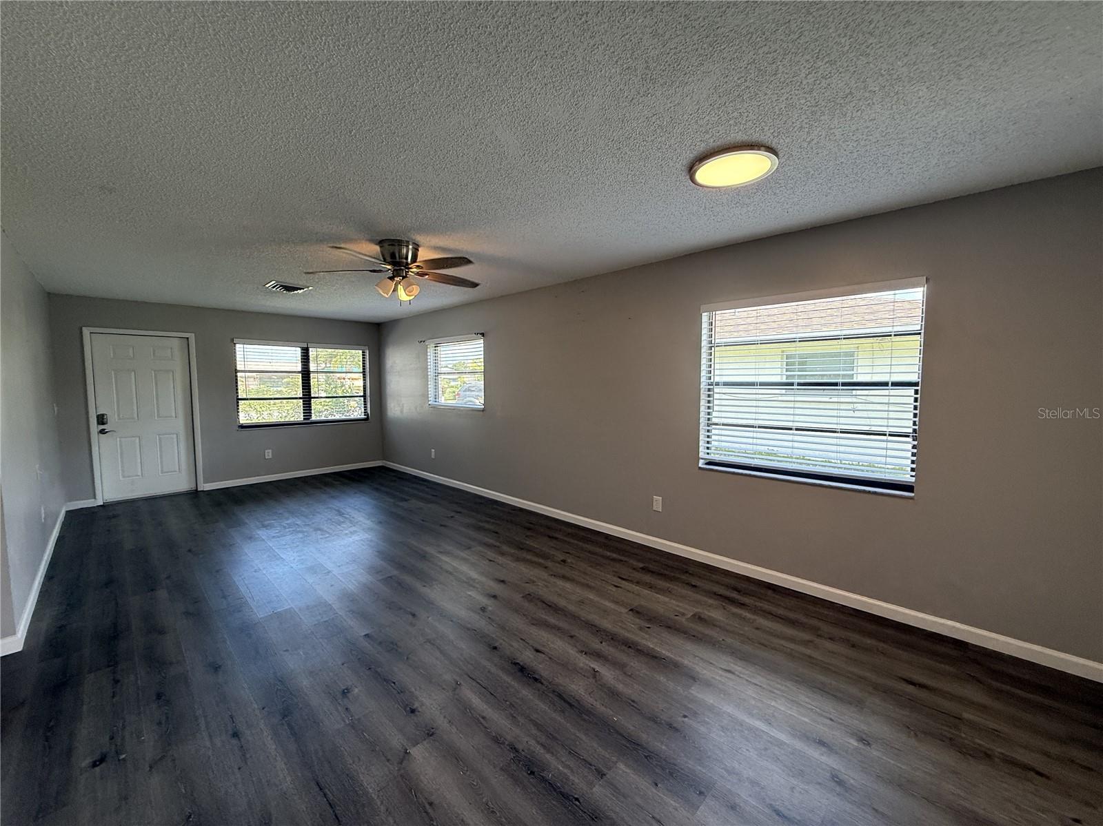 Image 5 of 16 For 322 Briarwood Road B