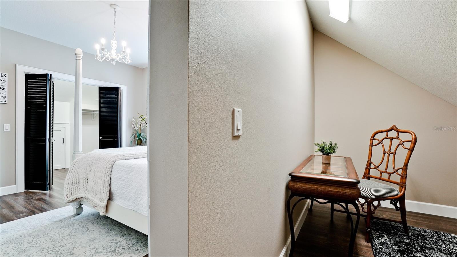 Image 70 of 98 For 2111 51st Boulevard E