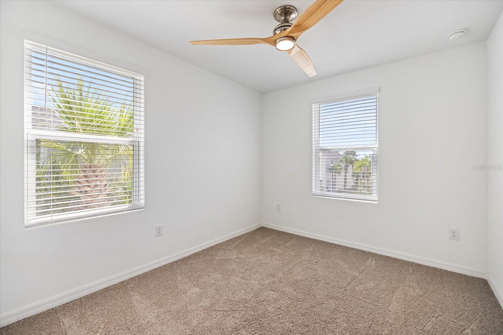 Image 10 of 33 For 11708 Glenside Terrace