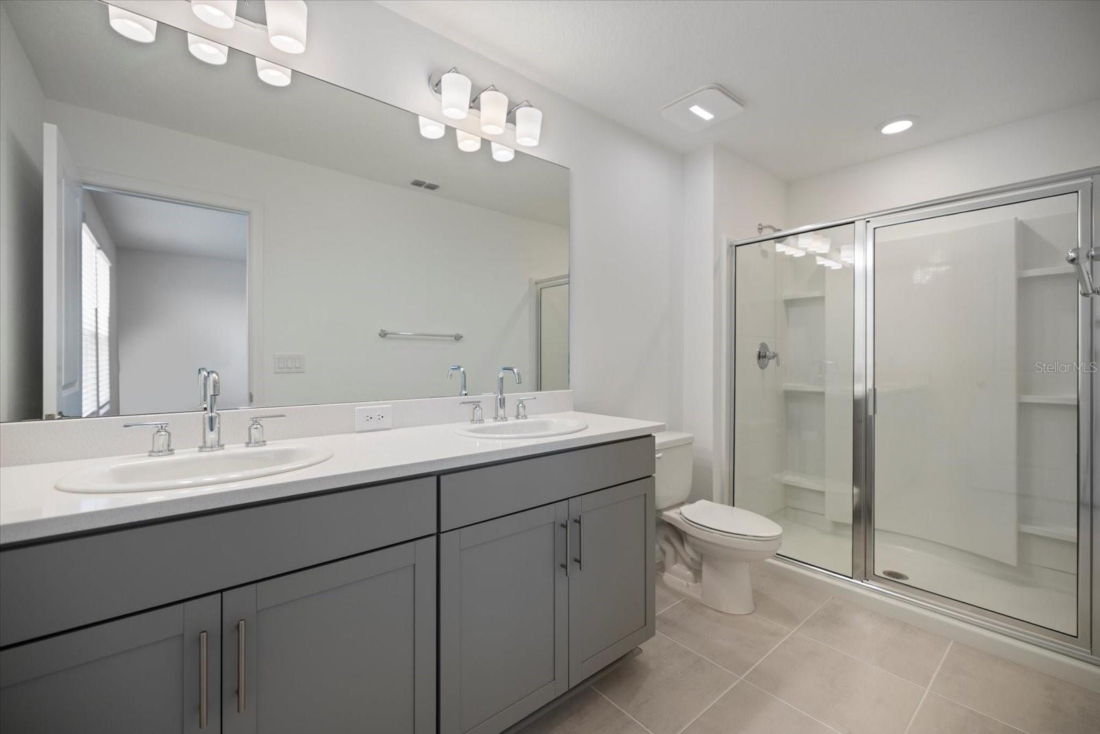 Image 15 of 33 For 11708 Glenside Terrace