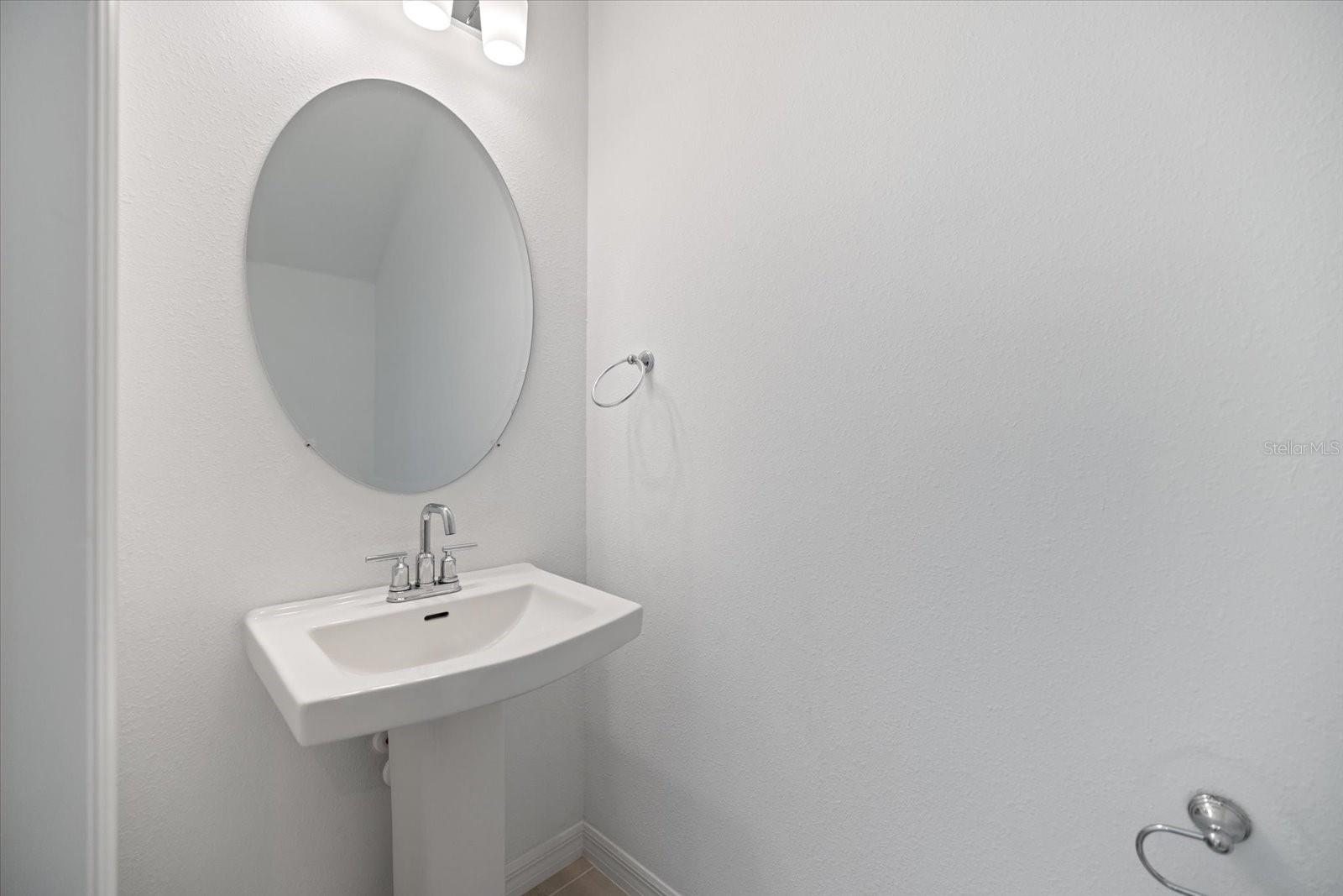 Image 16 of 33 For 11708 Glenside Terrace
