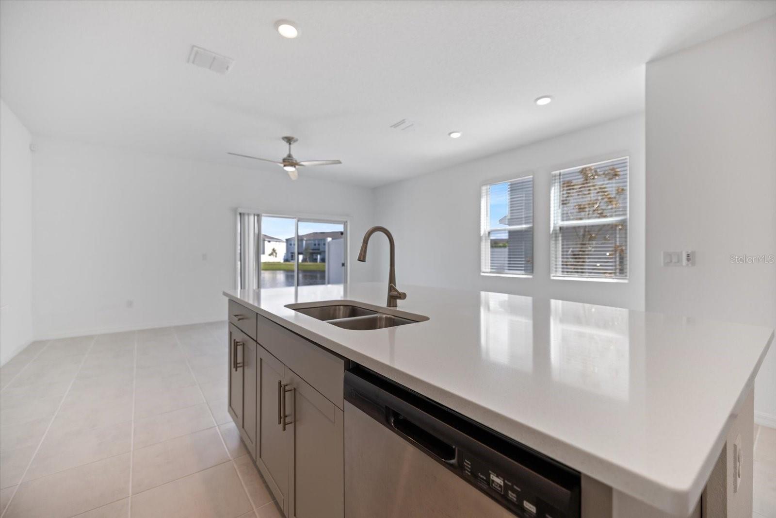 Image 4 of 33 For 11708 Glenside Terrace
