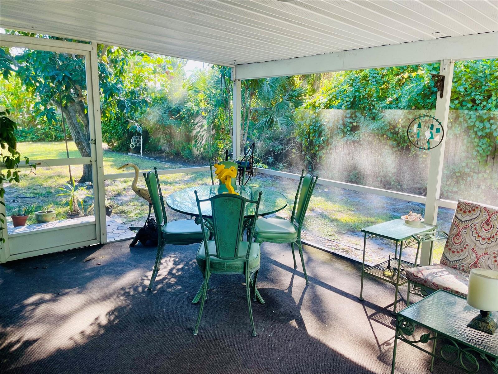 Image 24 of 37 For 550 46th Street