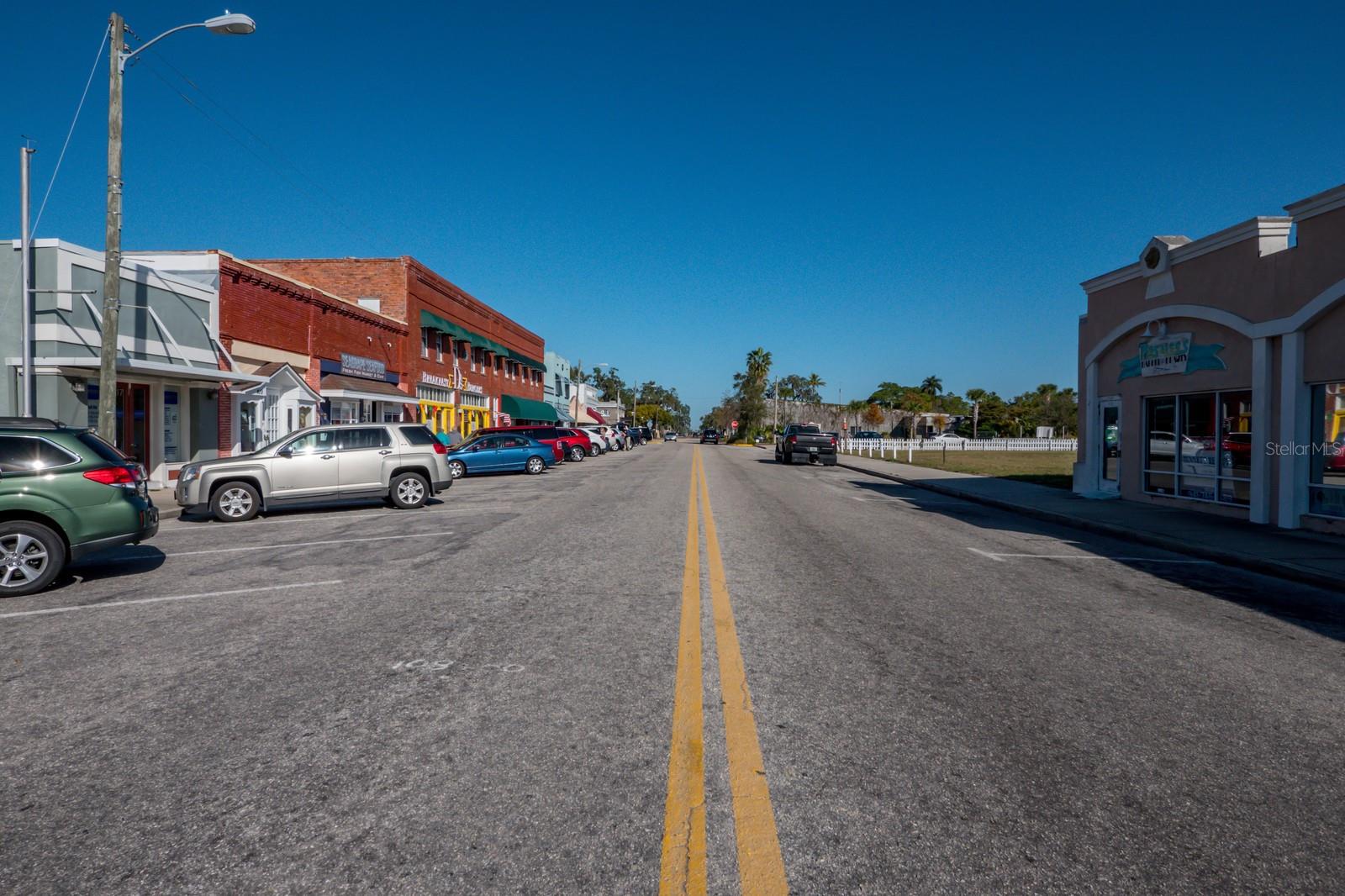 Image 29 of 30 For 344 45th Street Court W