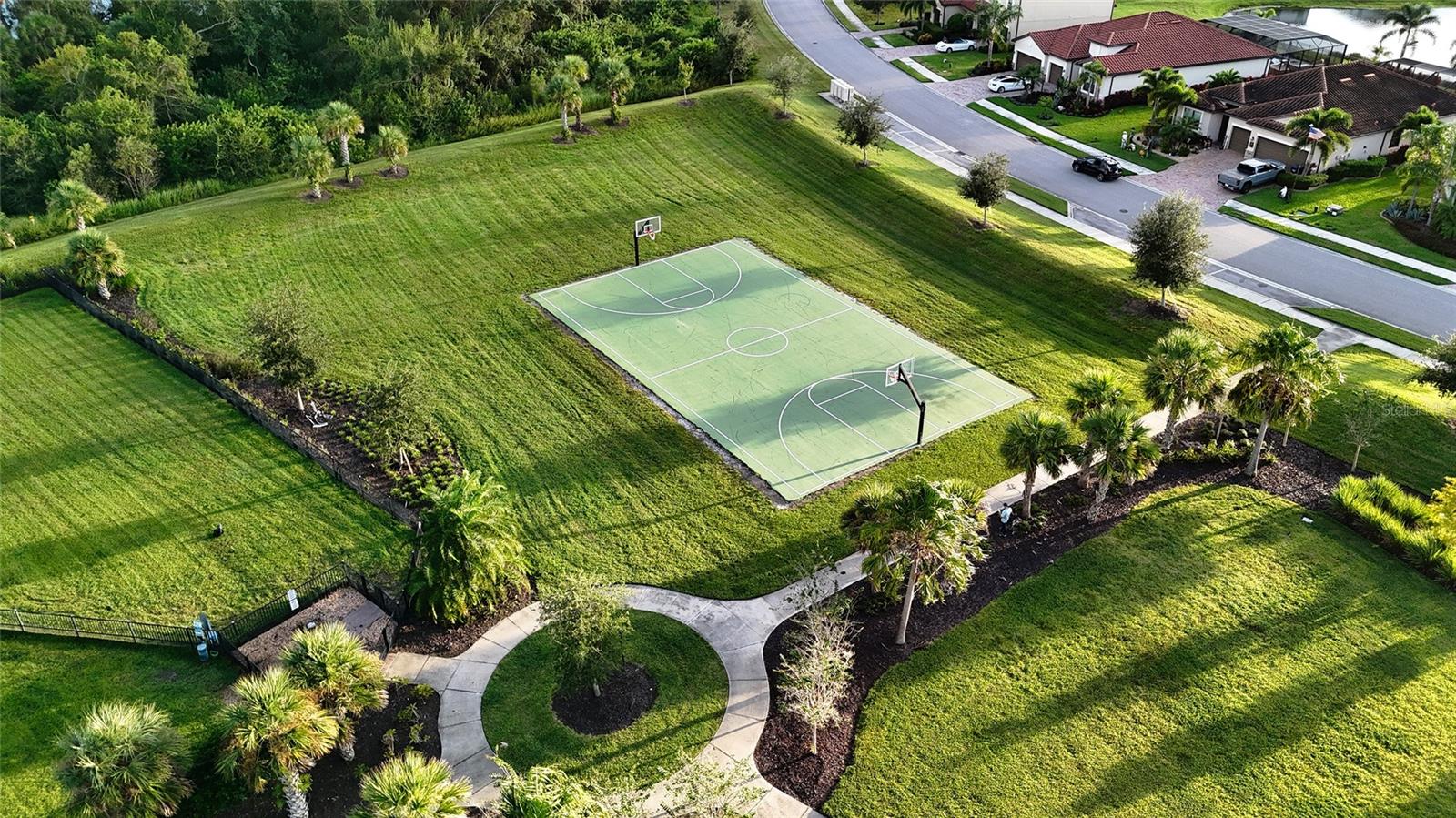 Image 15 of 44 For 3504 Savanna Palms Court