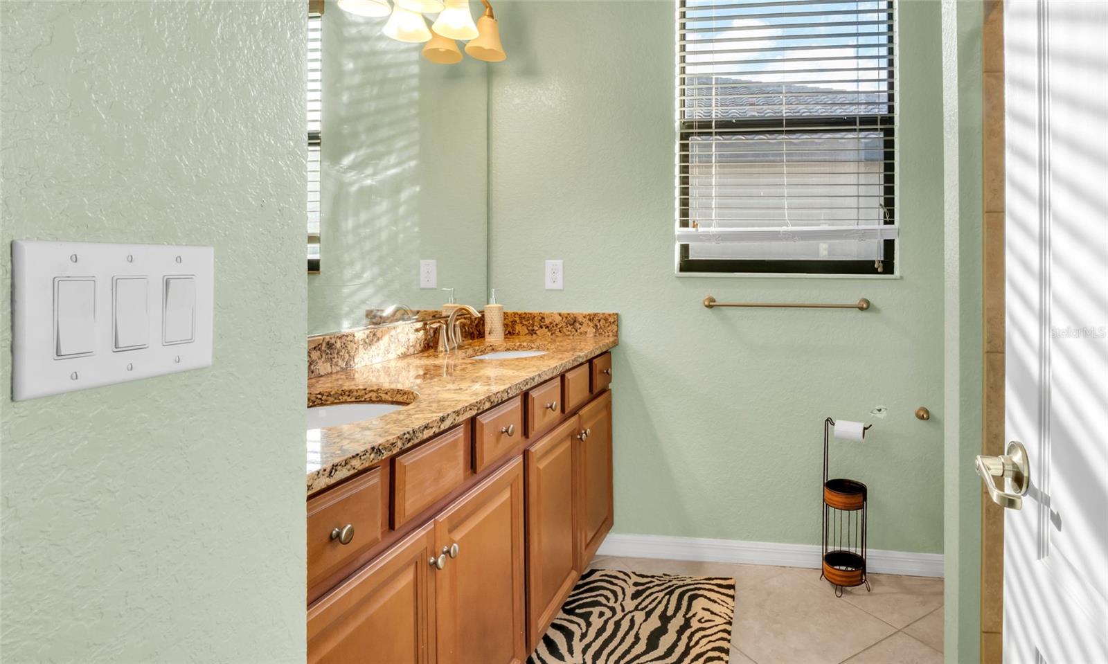 Image 35 of 44 For 3504 Savanna Palms Court