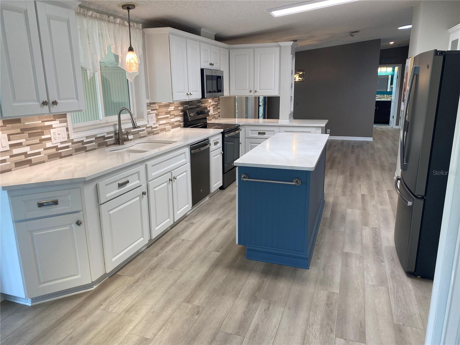 Image 22 of 60 For 146 Nightingale Circle