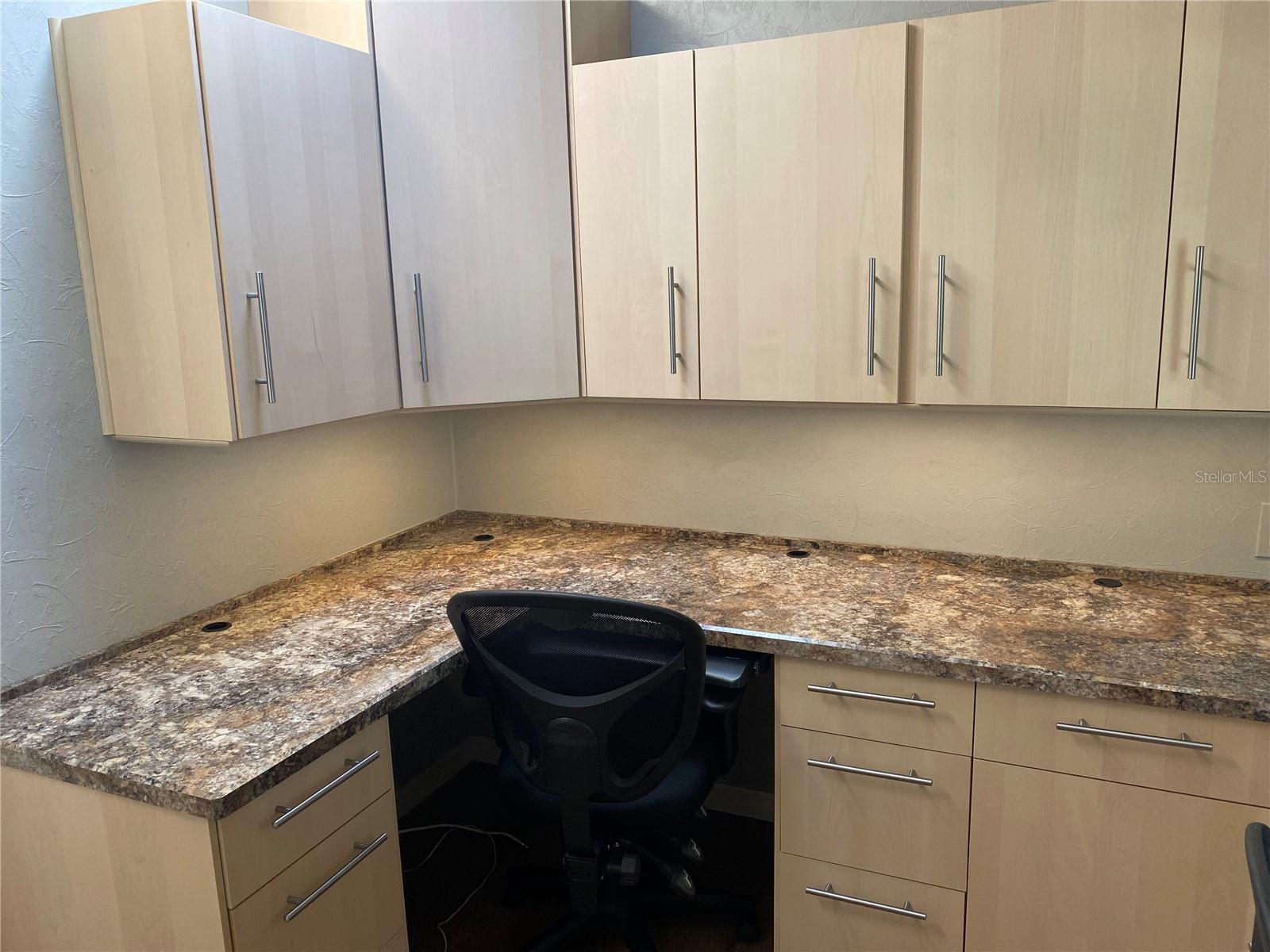 Image 33 of 60 For 146 Nightingale Circle