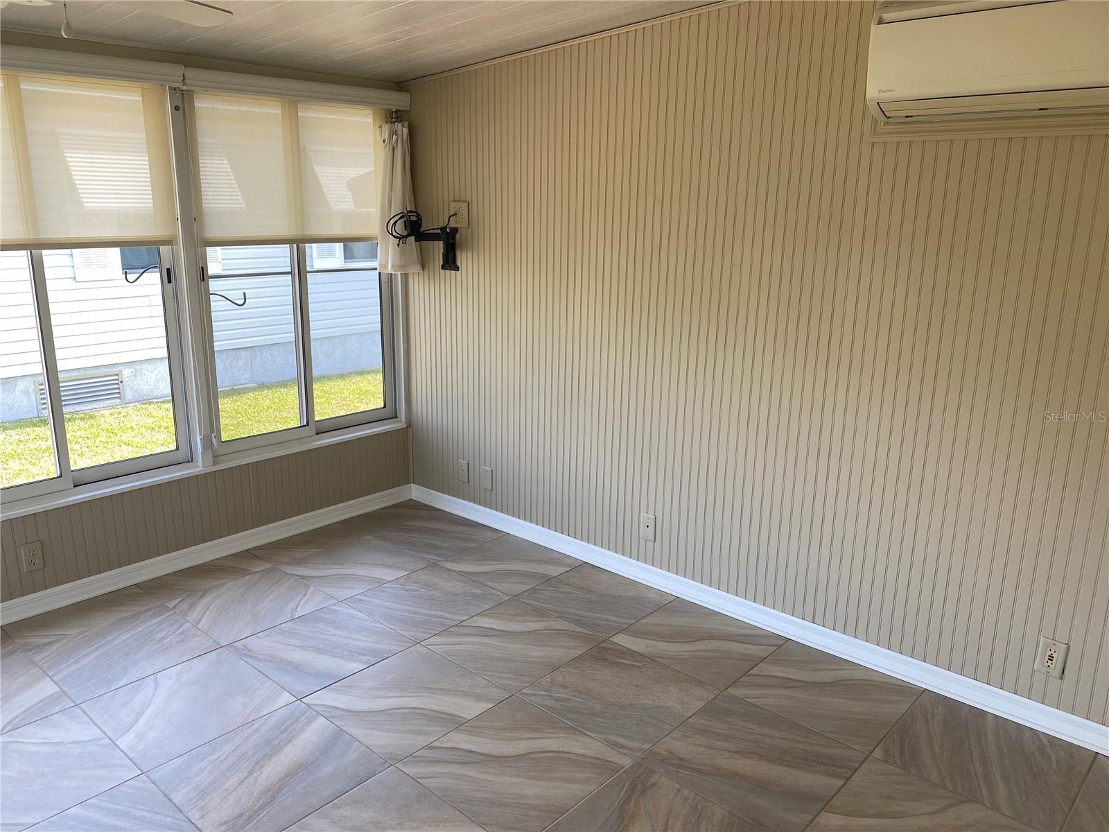 Image 42 of 60 For 146 Nightingale Circle