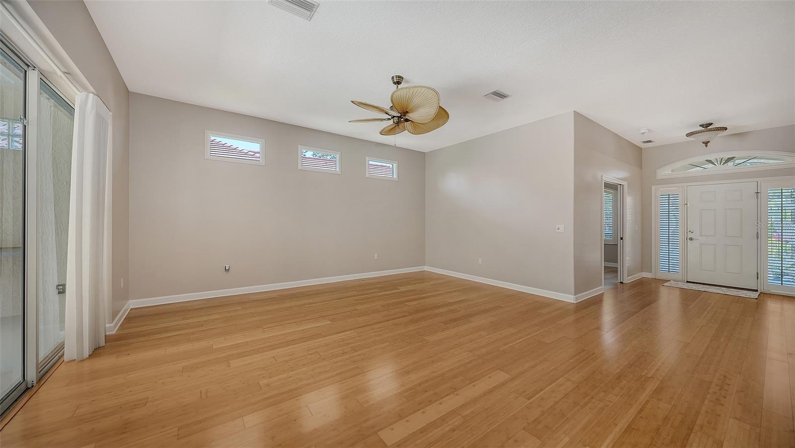 Image 7 of 18 For 7853 Chick Evans Place