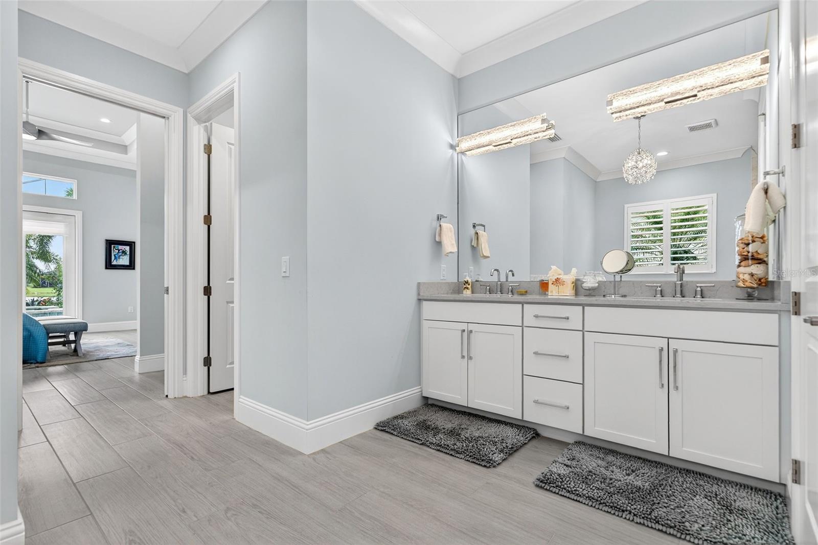 Image 33 of 100 For 8217 Pavia Way