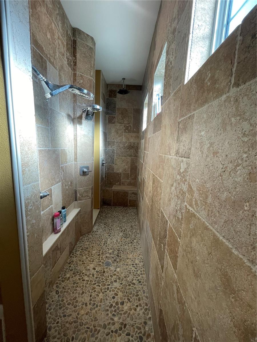 Image 14 of 18 For 13653 Heritage Way