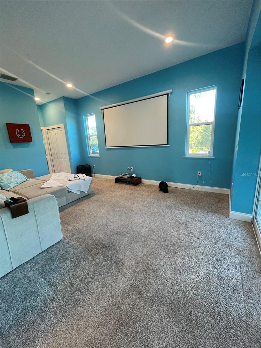 Image 4 of 18 For 13653 Heritage Way