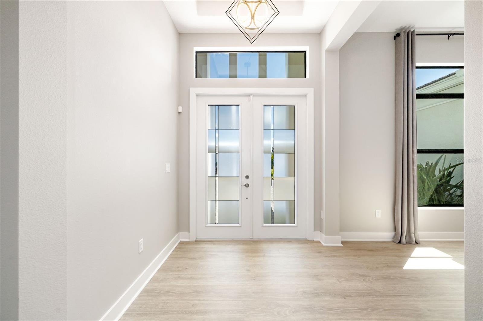 Image 19 of 81 For 9004 Artisan Way