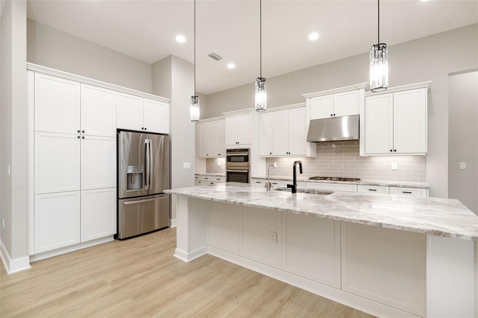 Image 37 of 81 For 9004 Artisan Way