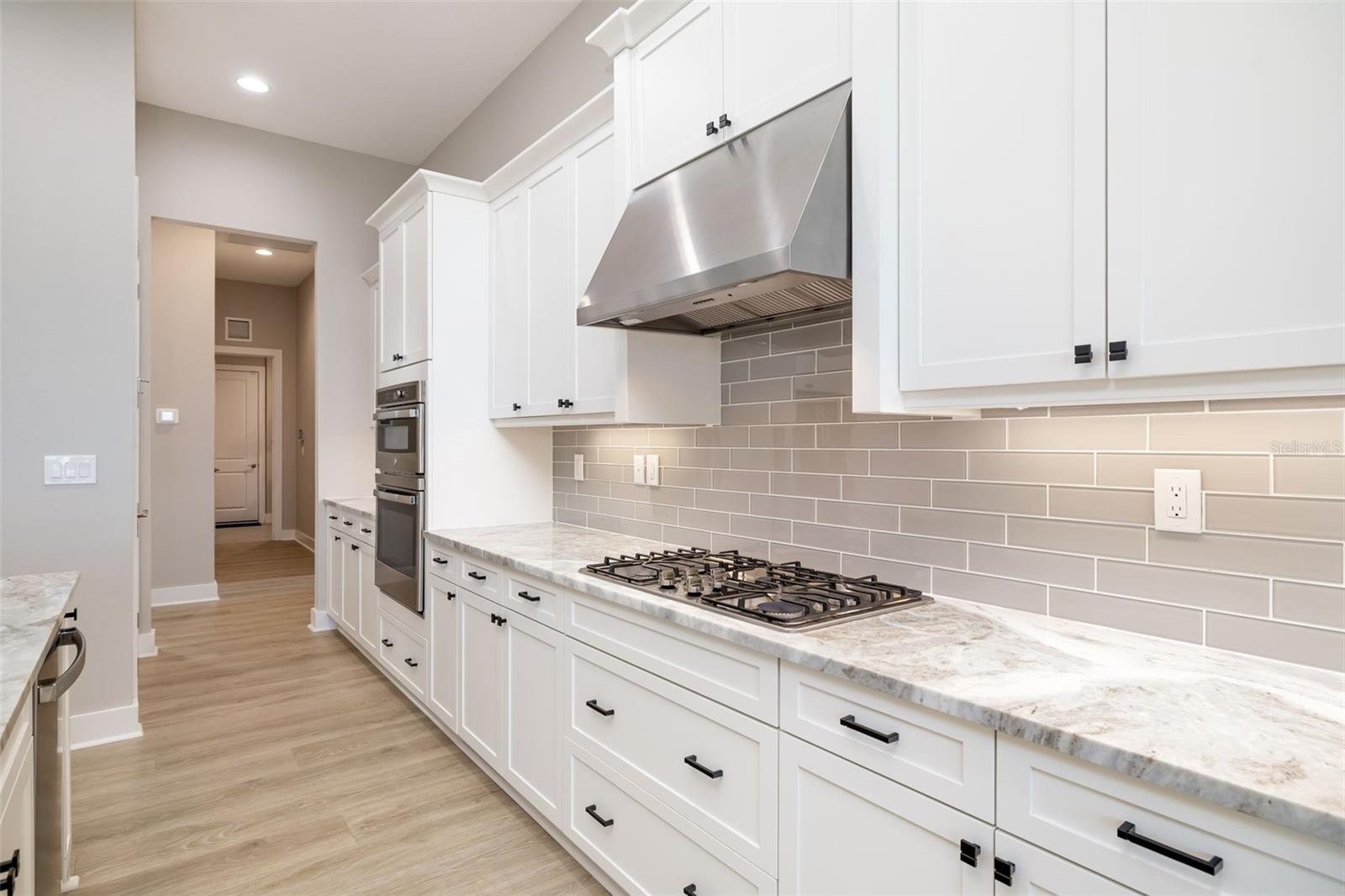 Image 39 of 81 For 9004 Artisan Way